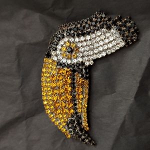 Czechoslovakian Rhinestone Bird  Brooch